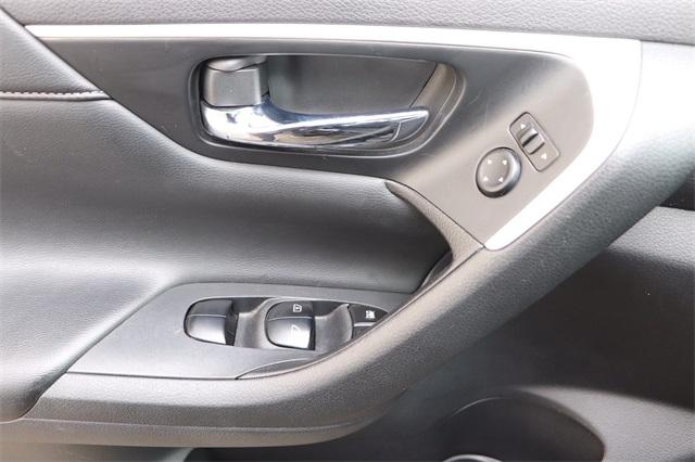 nissan-altima-2018-p-1n4al3ap5jc123789image-9