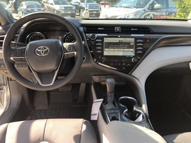 5396-toyota-camry-2019-2540