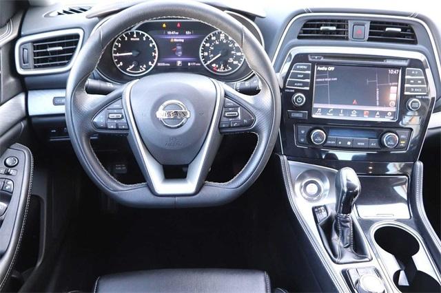 nissan-maxima-2018-p-1n4aa6ap1jc381024image-12