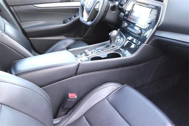 nissan-maxima-2018-p-1n4aa6ap1jc381024image-14