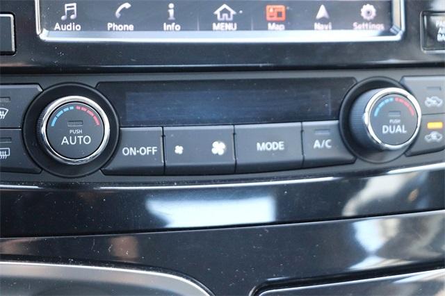 nissan-maxima-2018-p-1n4aa6ap1jc381024image-19