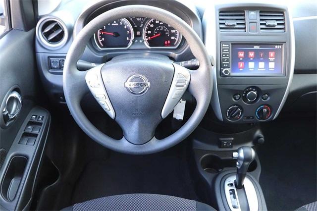 nissan-versa-2018-p-3n1cn7ap2jl883822image-12