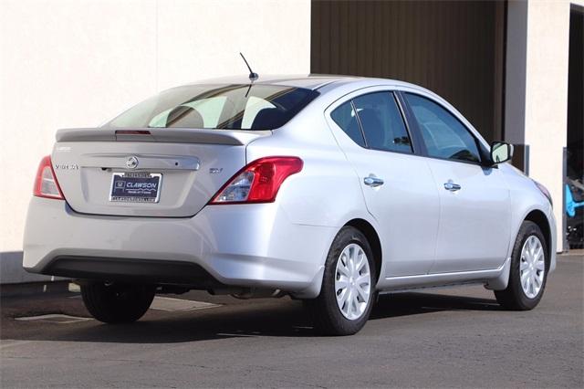 nissan-versa-2018-p-3n1cn7ap2jl883822image-6