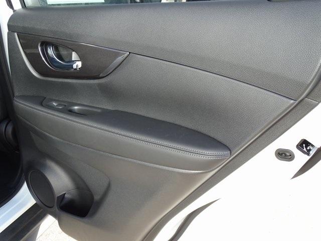 54030-3585-nissan-rogue-2020-22210