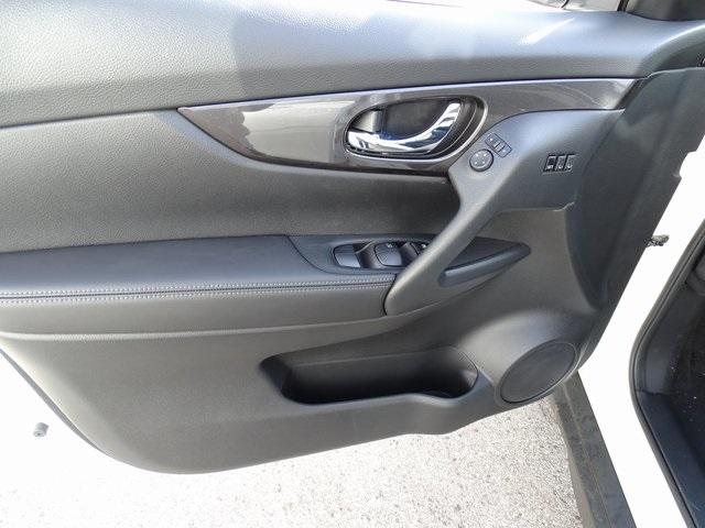 54045-3585-nissan-rogue-2020-22210