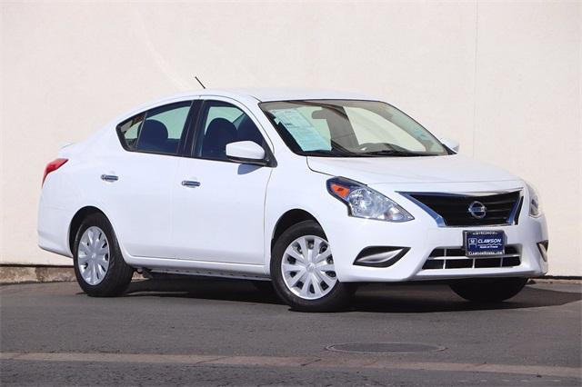 nissan-versa-2018-p-3n1cn7ap3jk405575image-2