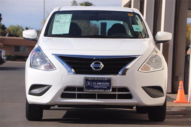 nissan-versa-2018-p-3n1cn7ap3jk405575image-4