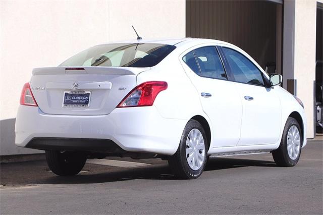nissan-versa-2018-p-3n1cn7ap3jk405575image-6
