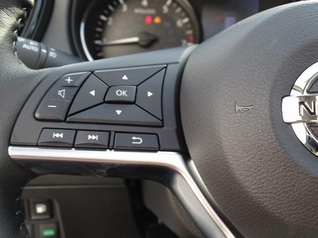 54056-3585-nissan-rogue-2020-22210