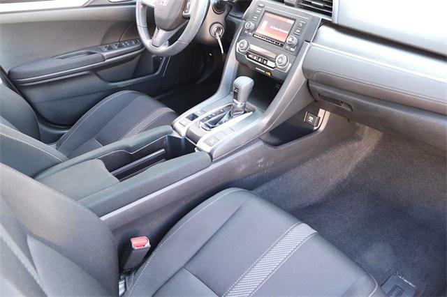 honda-civic-2017-p-2hgfc2f55hh568351image-14