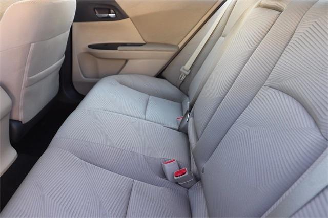 honda-accord-2017-p-1hgcr2f36ha175246image-12