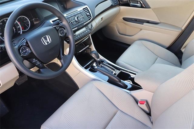 honda-accord-2017-p-1hgcr2f36ha175246image-8