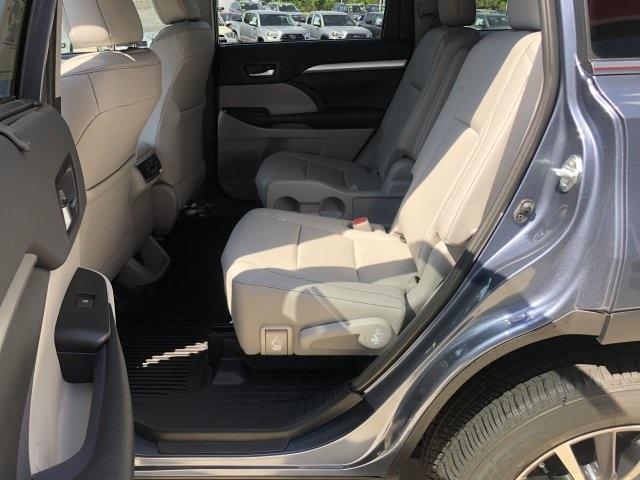 5411-toyota-highlander-2019-6953