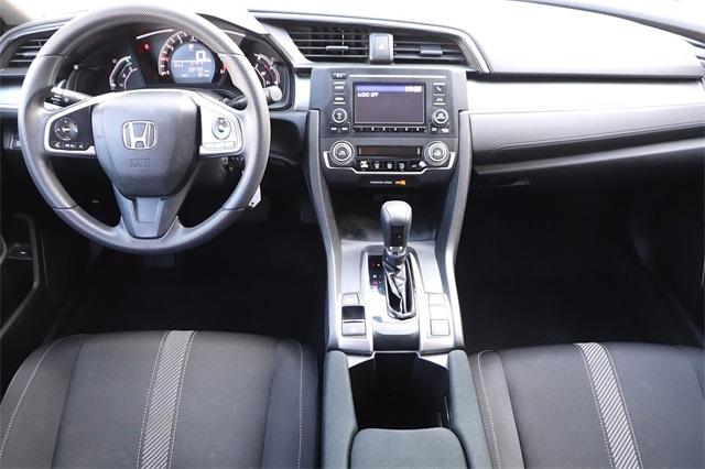 honda-civic-2017-p-2hgfc2f58hh501291image-11