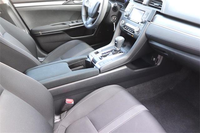 honda-civic-2017-p-2hgfc2f58hh501291image-14