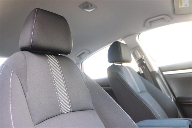 honda-civic-2017-p-2hgfc2f58hh501291image-15