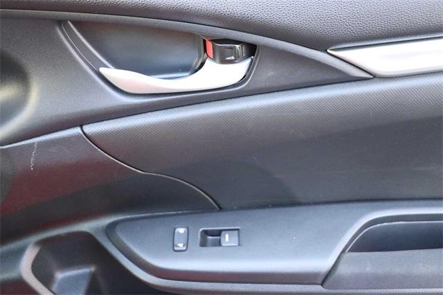 honda-civic-2017-p-2hgfc2f58hh501291image-16