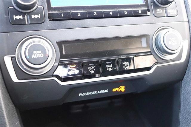 honda-civic-2017-p-2hgfc2f58hh501291image-19
