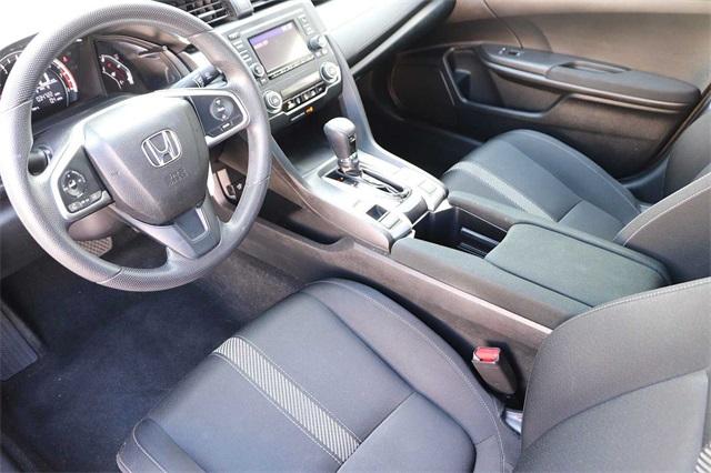 honda-civic-2017-p-2hgfc2f58hh501291image-8