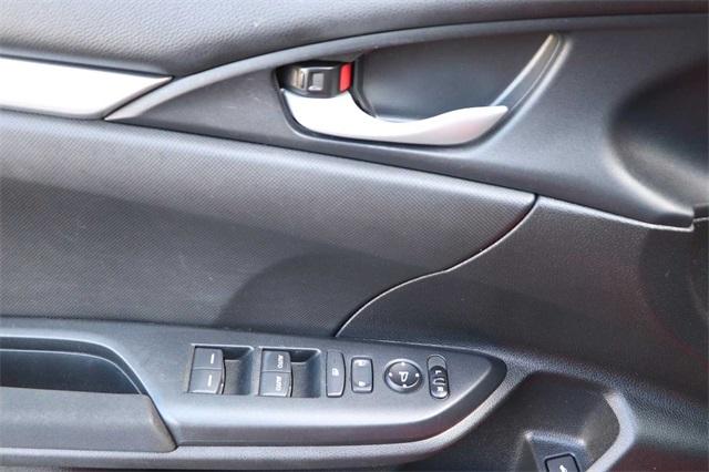 honda-civic-2017-p-2hgfc2f58hh501291image-9