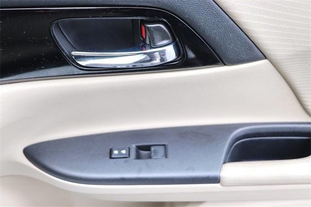honda-accord-2017-p-1hgcr2f33ha221535image-16