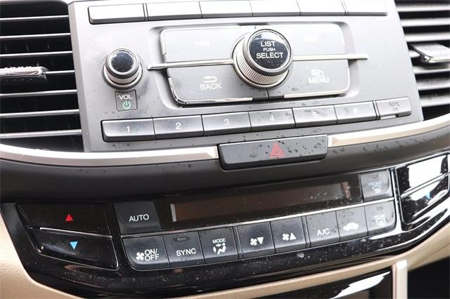 honda-accord-2017-p-1hgcr2f33ha221535image-19