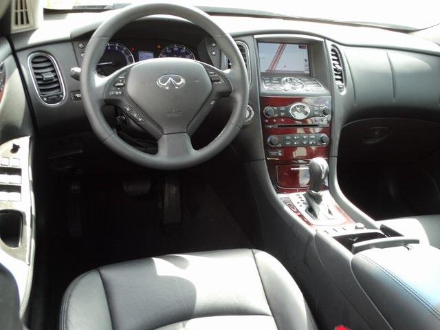 54143-3588-infiniti-qx50-2016-81216