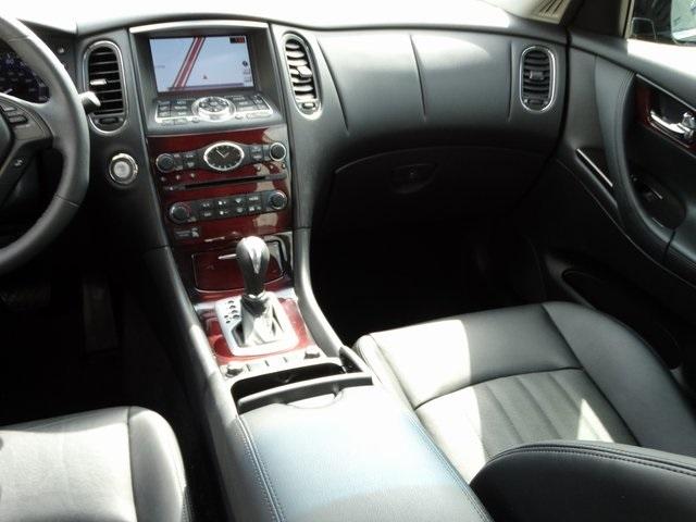 54144-3588-infiniti-qx50-2016-81216