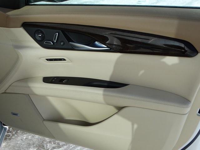 54167-3589-cadillac-ct6-2016-6km69
