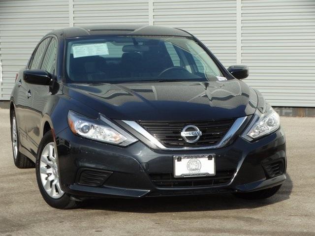54234-3591-nissan-altima-2016-13116
