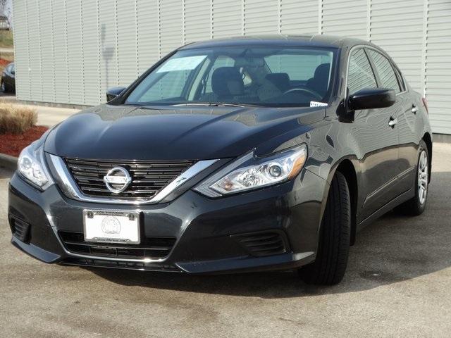 54235-3591-nissan-altima-2016-13116