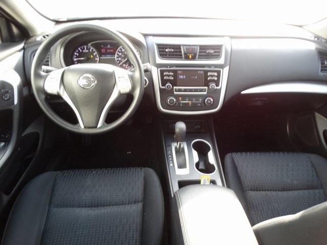 54244-3591-nissan-altima-2016-13116