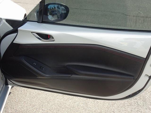 54266-3592-mazda-miata-2016-mx5gt6p