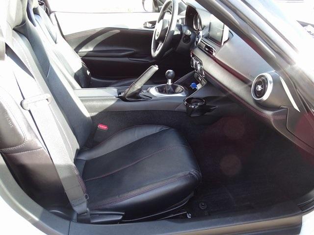 54267-3592-mazda-miata-2016-mx5gt6p