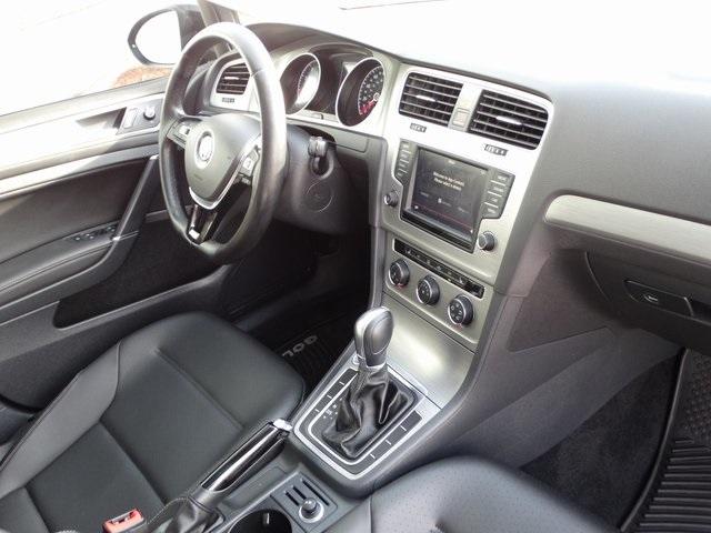 54296-3593-volkswagen-golf-2016-golf