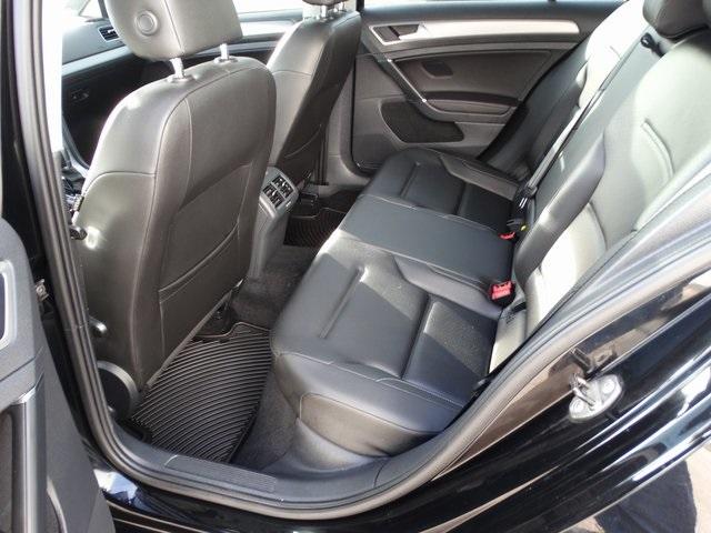 54307-3593-volkswagen-golf-2016-golf