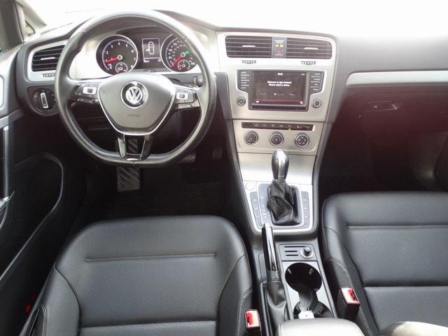 54308-3593-volkswagen-golf-2016-golf