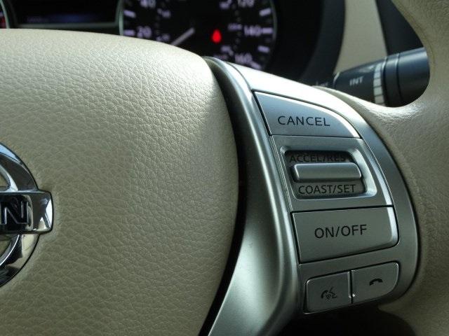 54420-3598-nissan-altima-2016-13116