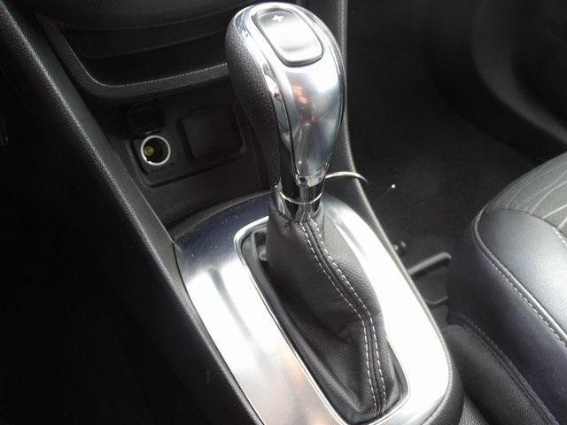 54519-3601-buick-encore-2016-4ju76