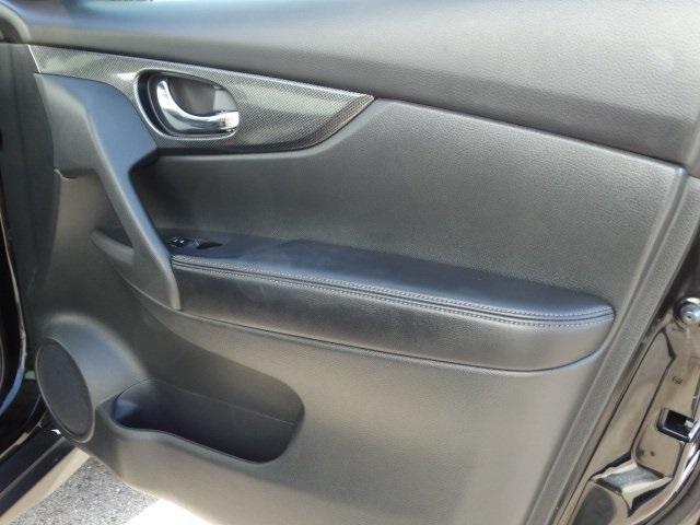 54568-3603-nissan-rogue-2016-22616