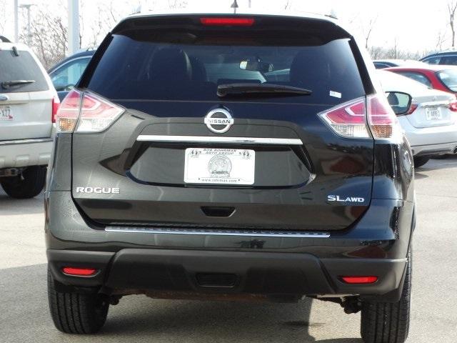 54573-3603-nissan-rogue-2016-22616