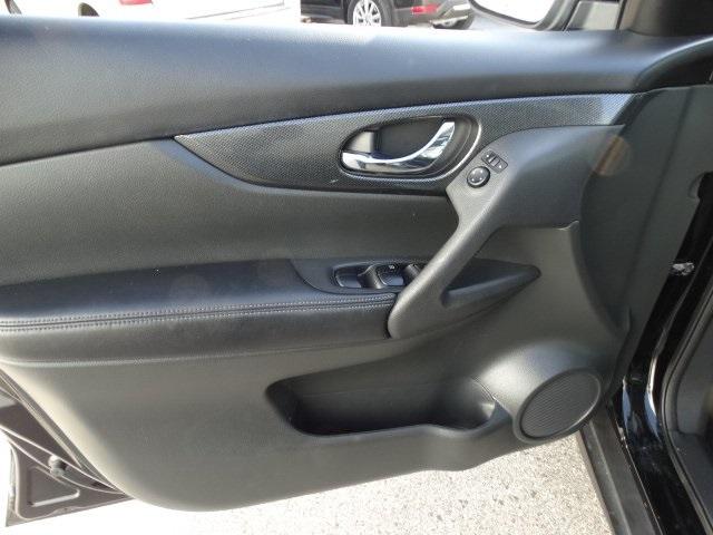 54585-3603-nissan-rogue-2016-22616