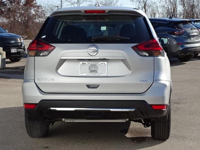 54612-3604-nissan-rogue-2020-22010