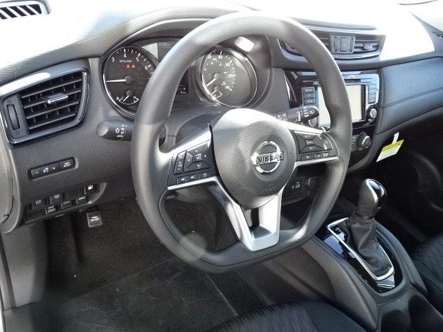 54620-3604-nissan-rogue-2020-22010