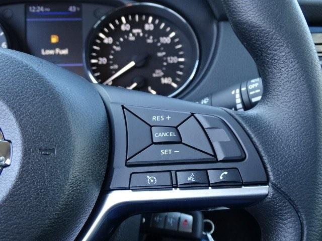 54630-3604-nissan-rogue-2020-22010
