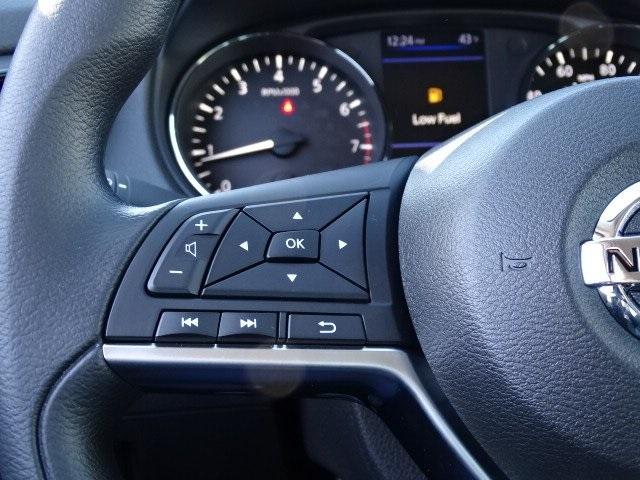 54661-3605-nissan-rogue-2020-22010