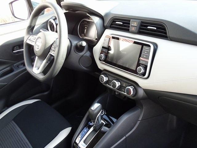 54670-3606-nissan-versa-2020-10210
