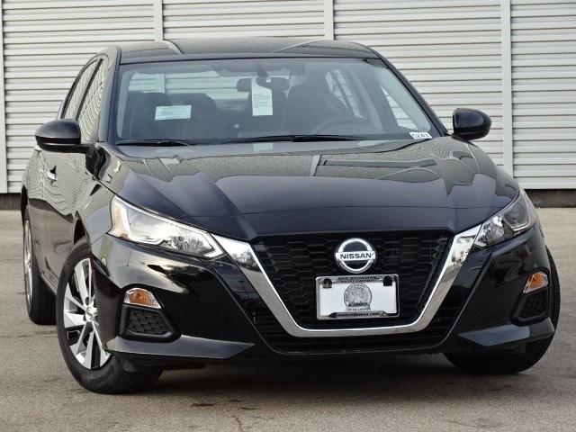 54697-3607-nissan-altima-2020-13110