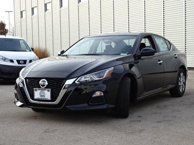 54698-3607-nissan-altima-2020-13110