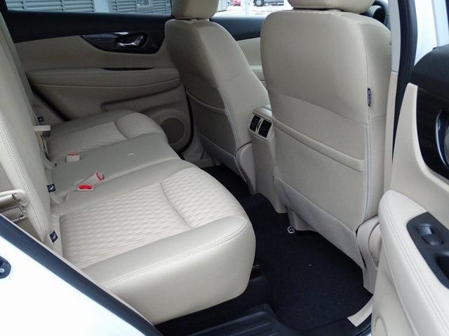 54732-3608-nissan-rogue-2020-22210